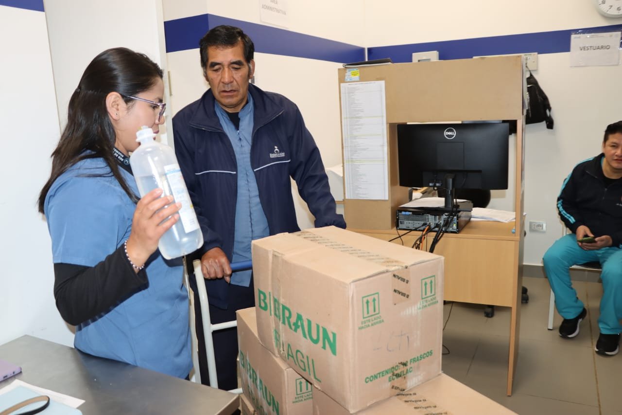 Diresa Huánuco reemplaza suero de Medifarma con lotes del laboratorio Braun