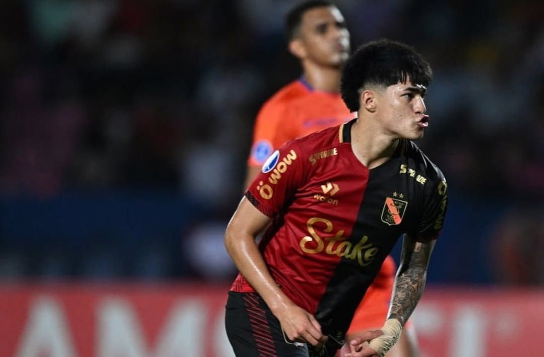 Melgar venció a Puerto Cabello en Venezuela y quedó cerca de los octavos