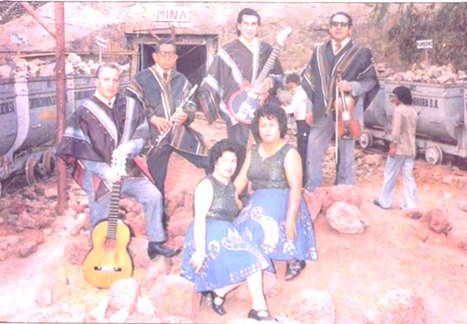 “Alma Andina”, 19 en el pecho, dorsal 52