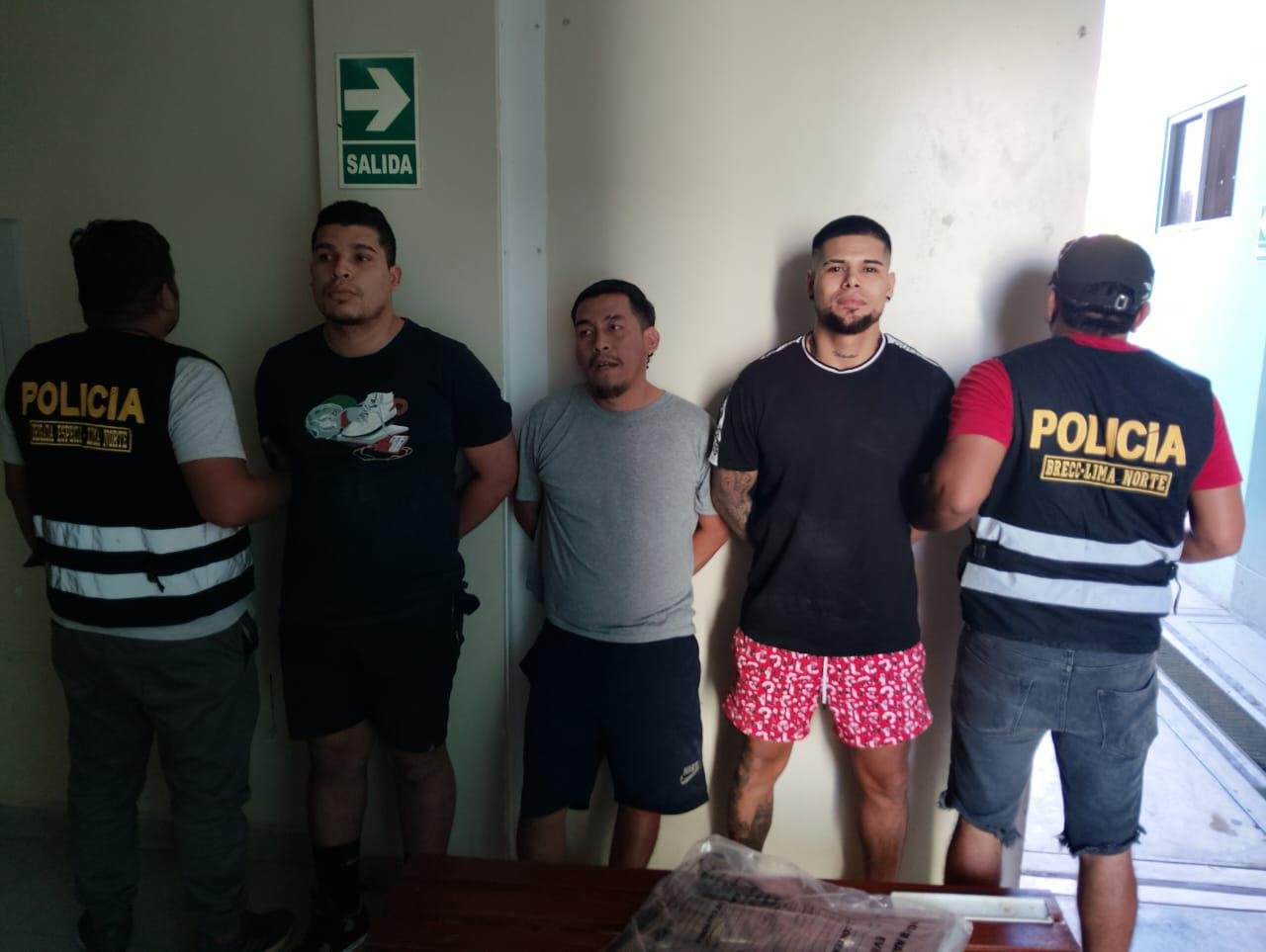 Expolicía ‘Yojairo’ fue detenido en un recreo de Aucayacu junto a otras dos personas