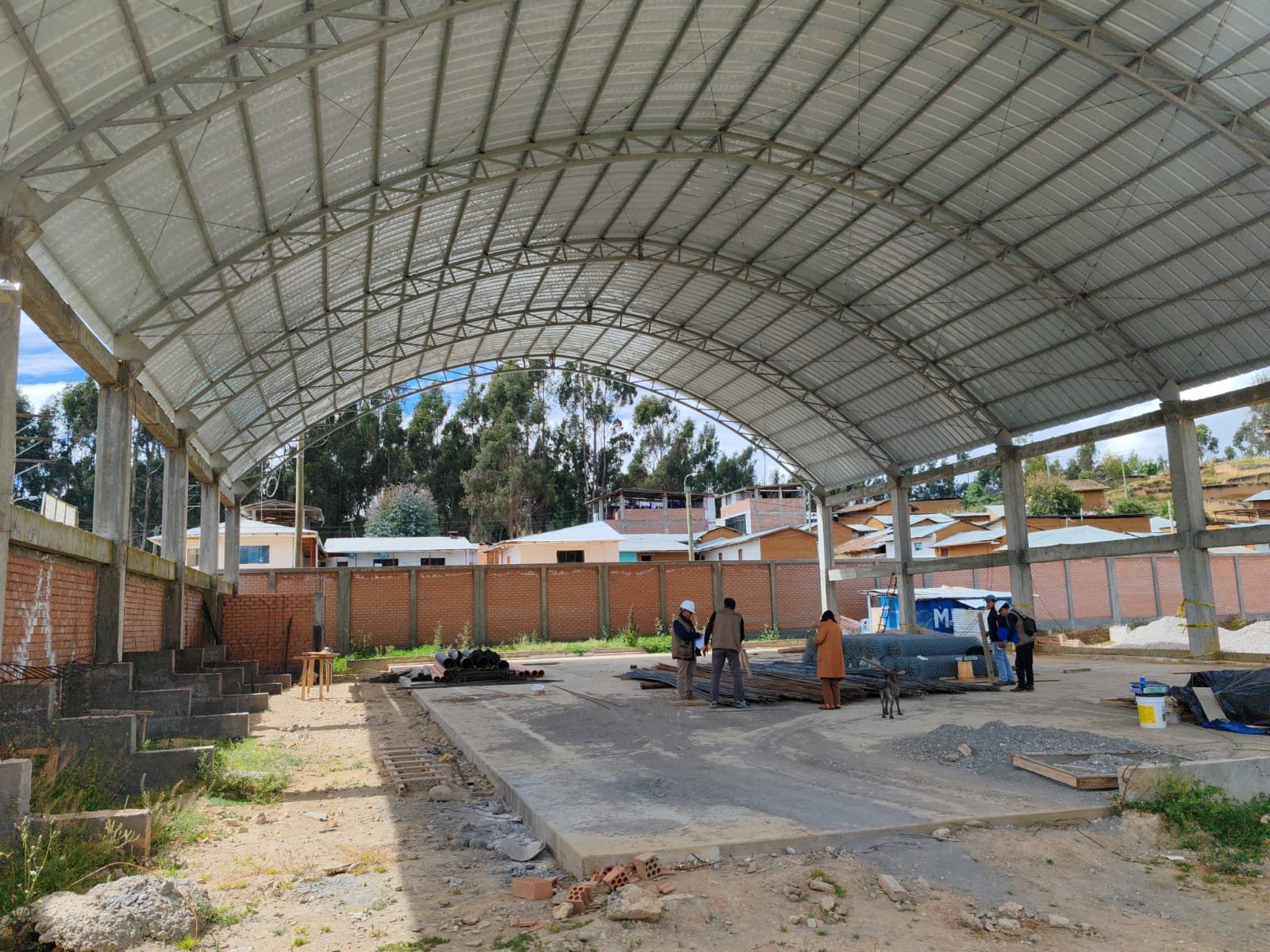 Constatan estado de la obra del estadio de Llata tras resolución de contrato con constructora 