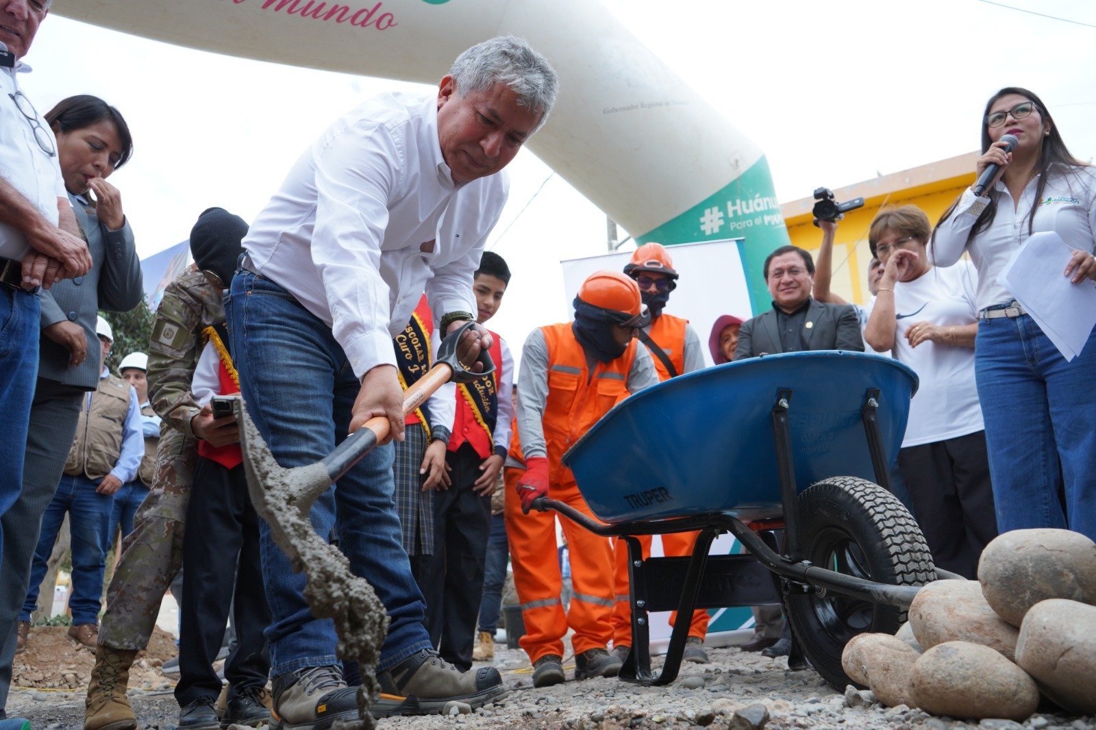 Inician pavimentación de calles en Huánuco con la inversión de más de un millón de soles