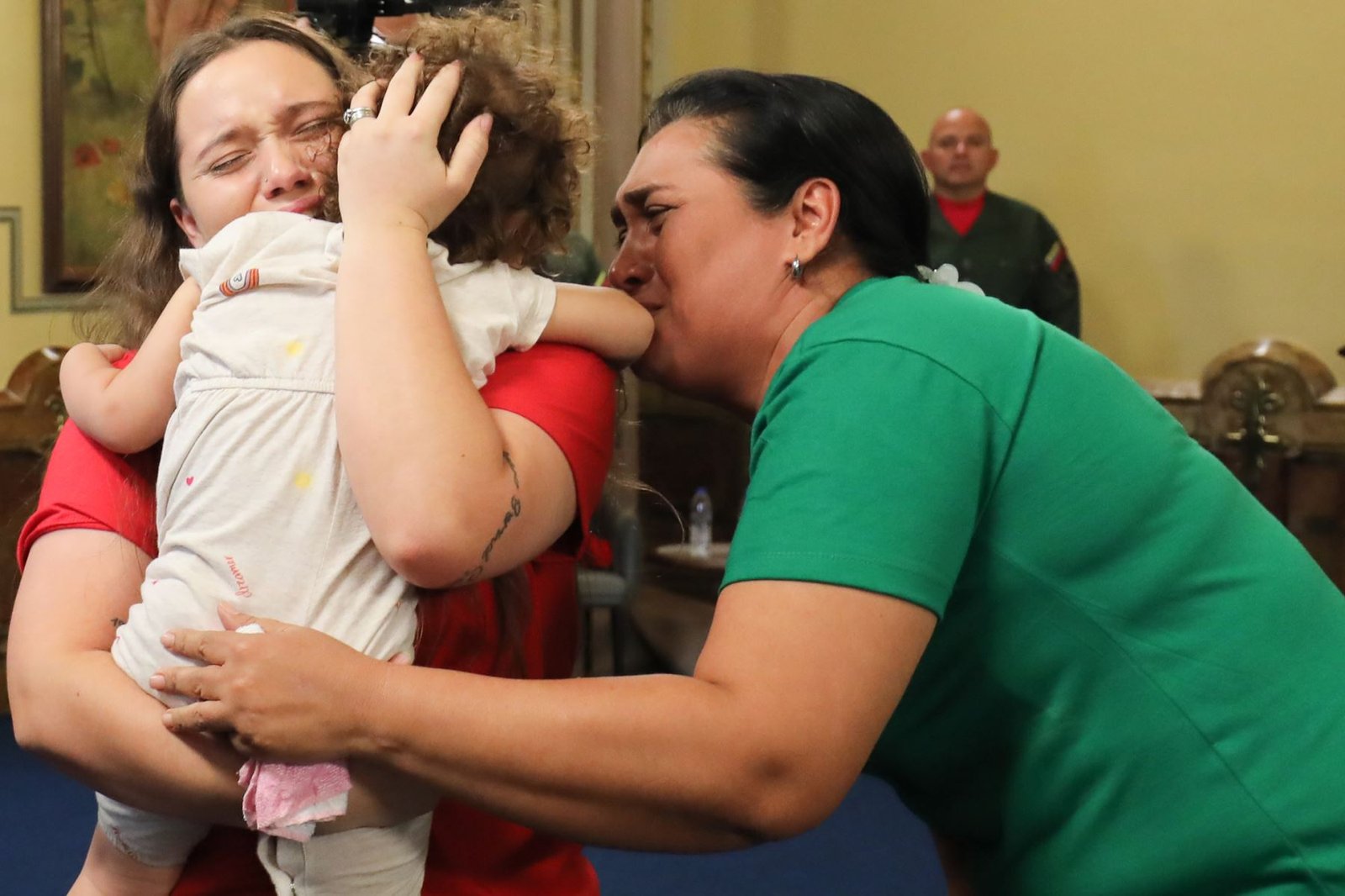 Maduro expresó su gratitud a Trump por facilitar el regreso a Venezuela de una niña separada de su madre en Estados Unidos