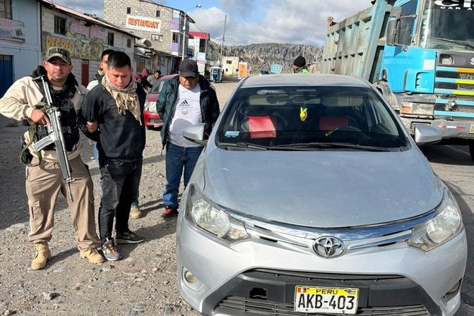 Incautan más de dos toneladas de acetona y detiene a seis personas