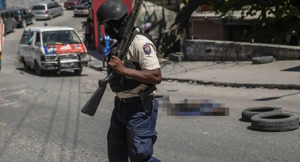 Usando drones eliminan a más de cien presuntos miembros de bandas criminales en Haití