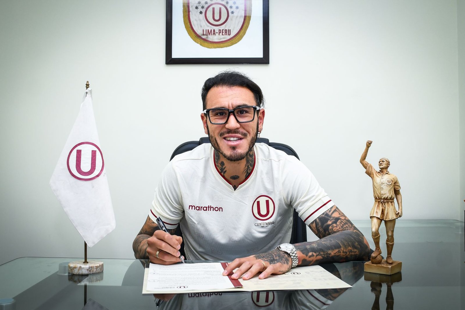 Universitario oficializa el préstamo de Gustavo Dulanto a ADT