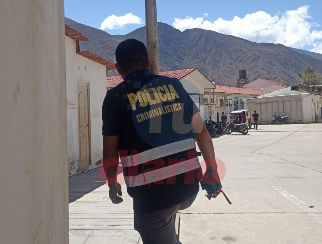 Reducen a policía y rescatan a preso en Huánuco