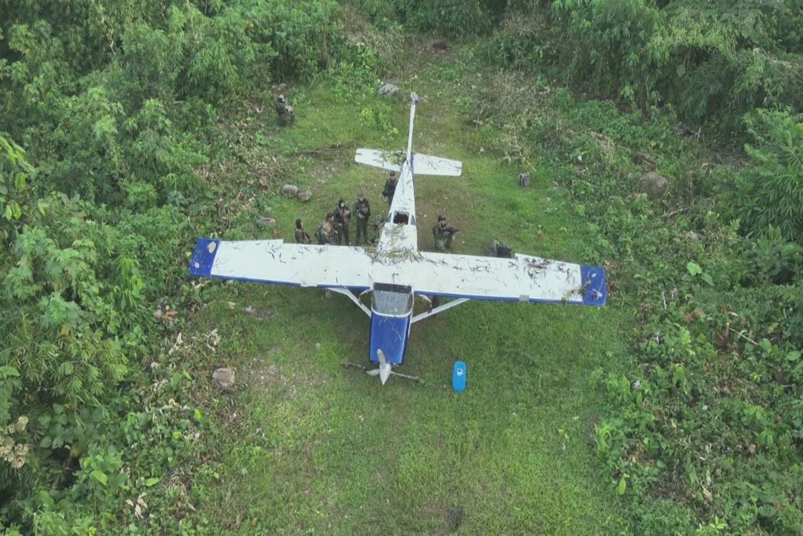 VRAEM: fuerzas del orden capturan avioneta usada para el traslado de droga