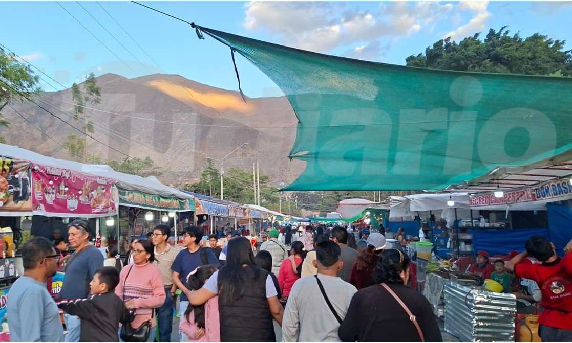 Feria comercial en la Laguna Viña del Río debe concluir hoy por mandato judicial