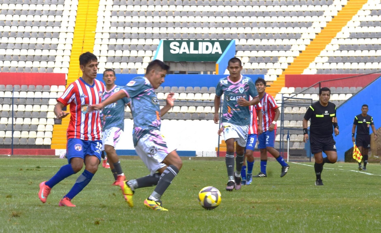 Miguel Grau y Municipal de Chacos, mañana en la ida de la semifinal por el título departamental