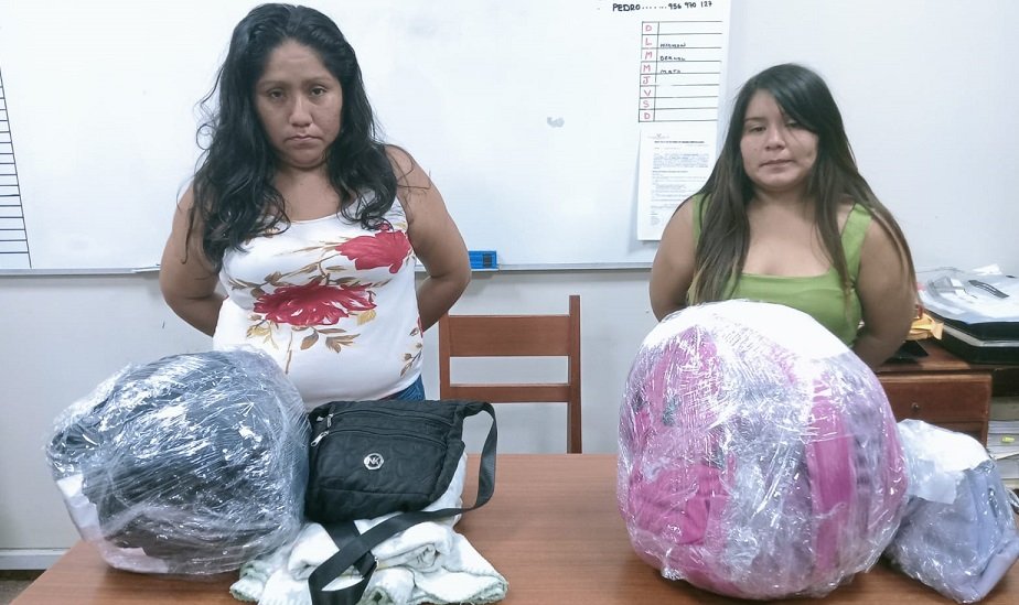 Encarcelan a dos mujeres por trasladar ocho kilos de droga