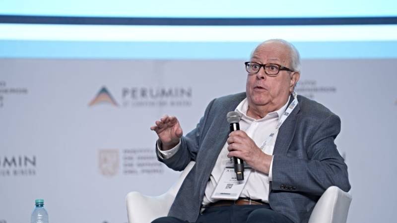 Julio Velarde advierte sobre impacto de aranceles y creciente incertidumbre global