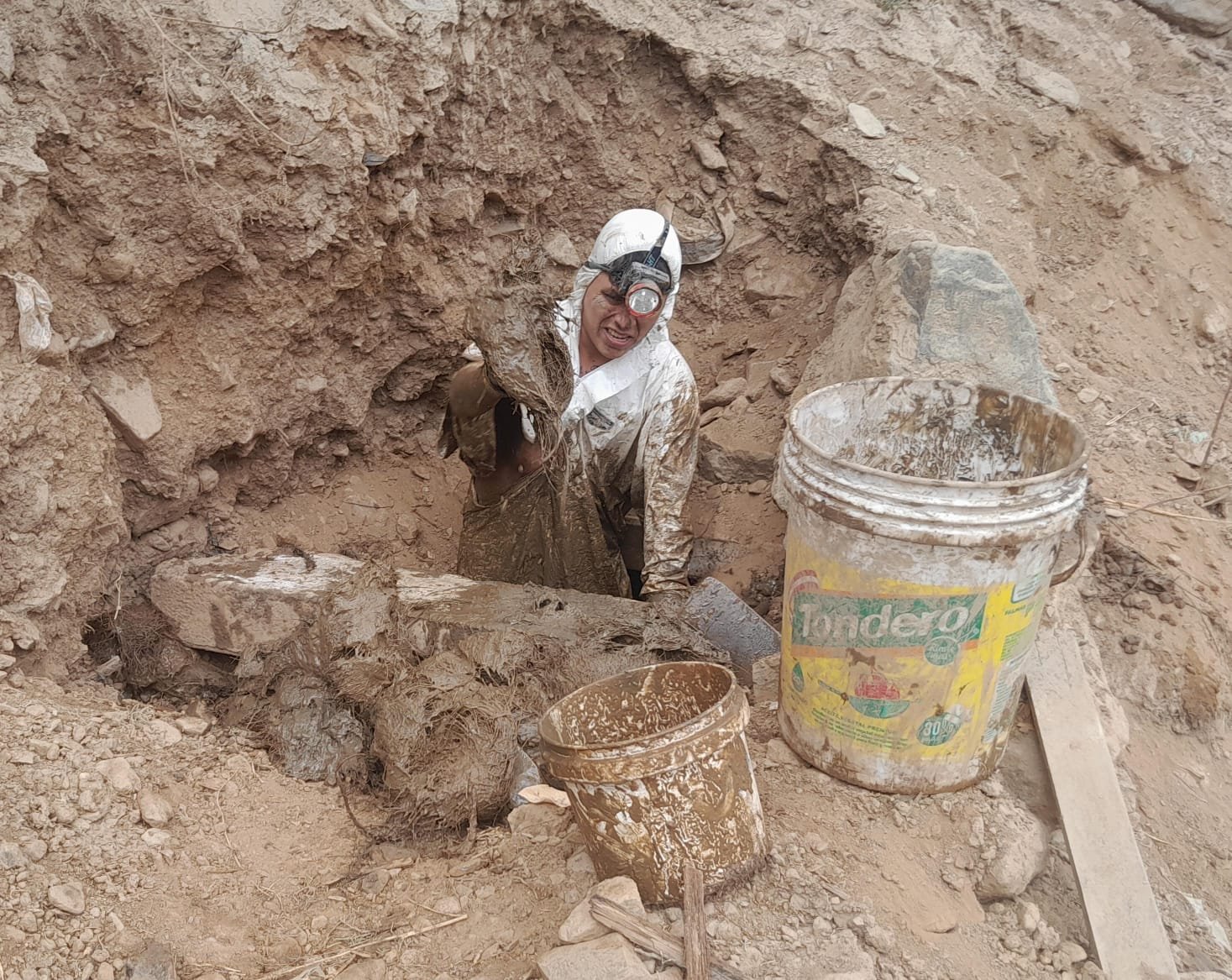 Seda Huánuco ejecutó limpieza general de canal y planta de tratamiento de agua potable