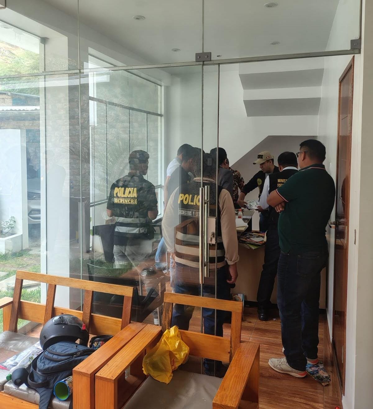 Incautan 450 certificados de posesión al allanar local de la municipalidad de Colpa Baja