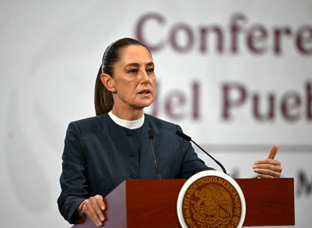 Acoso a la presidenta de México, Claudia Sheinbaum, revela vulnerabilidad de su seguridad