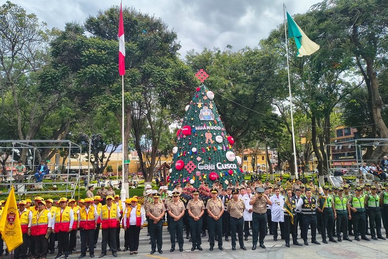 855 policías brindarán seguridad en fiestas de Navidad y Año Nuevo