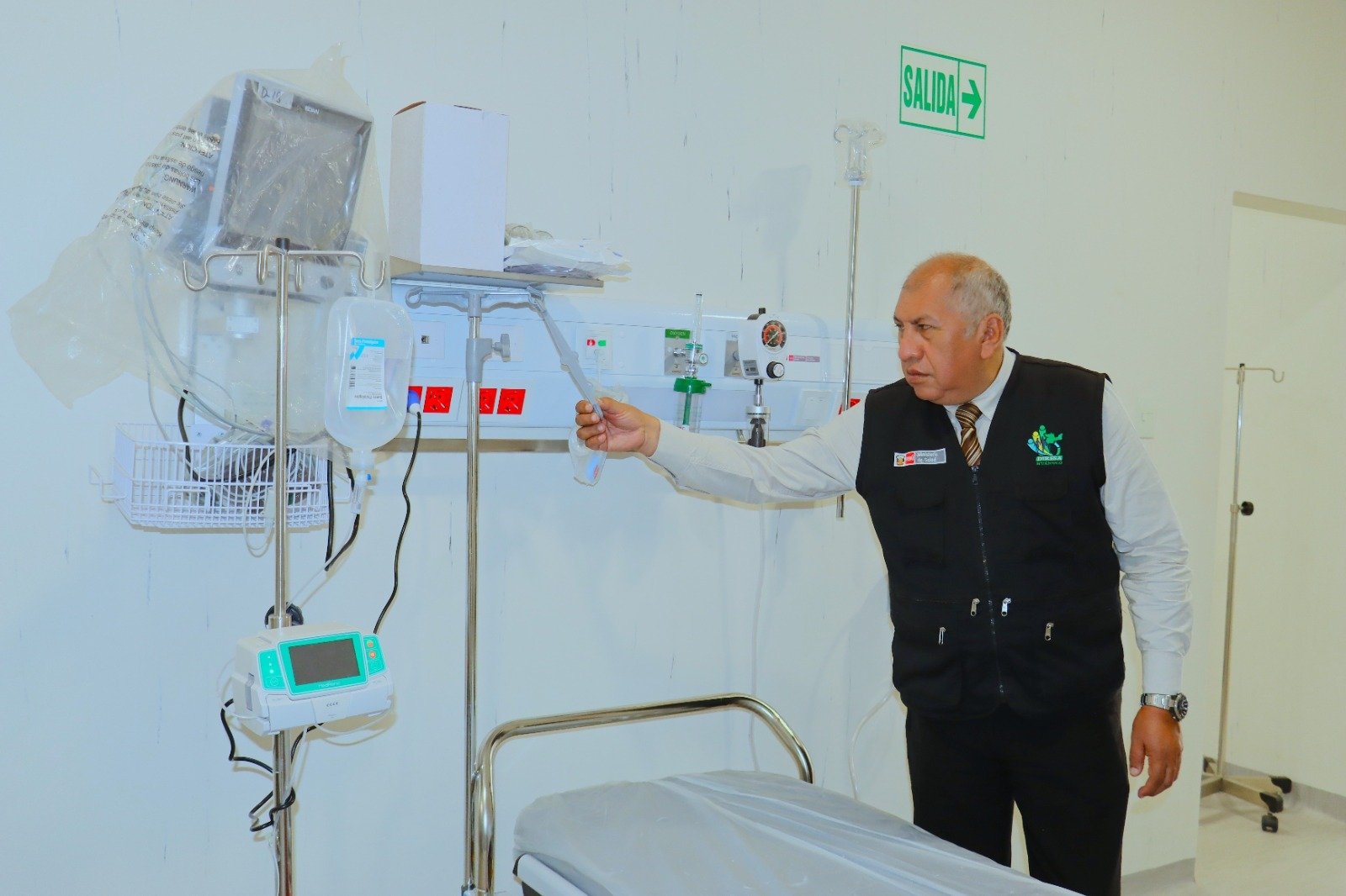 Supervisan proceso de recepción del nuevo centro de salud de San Rafael