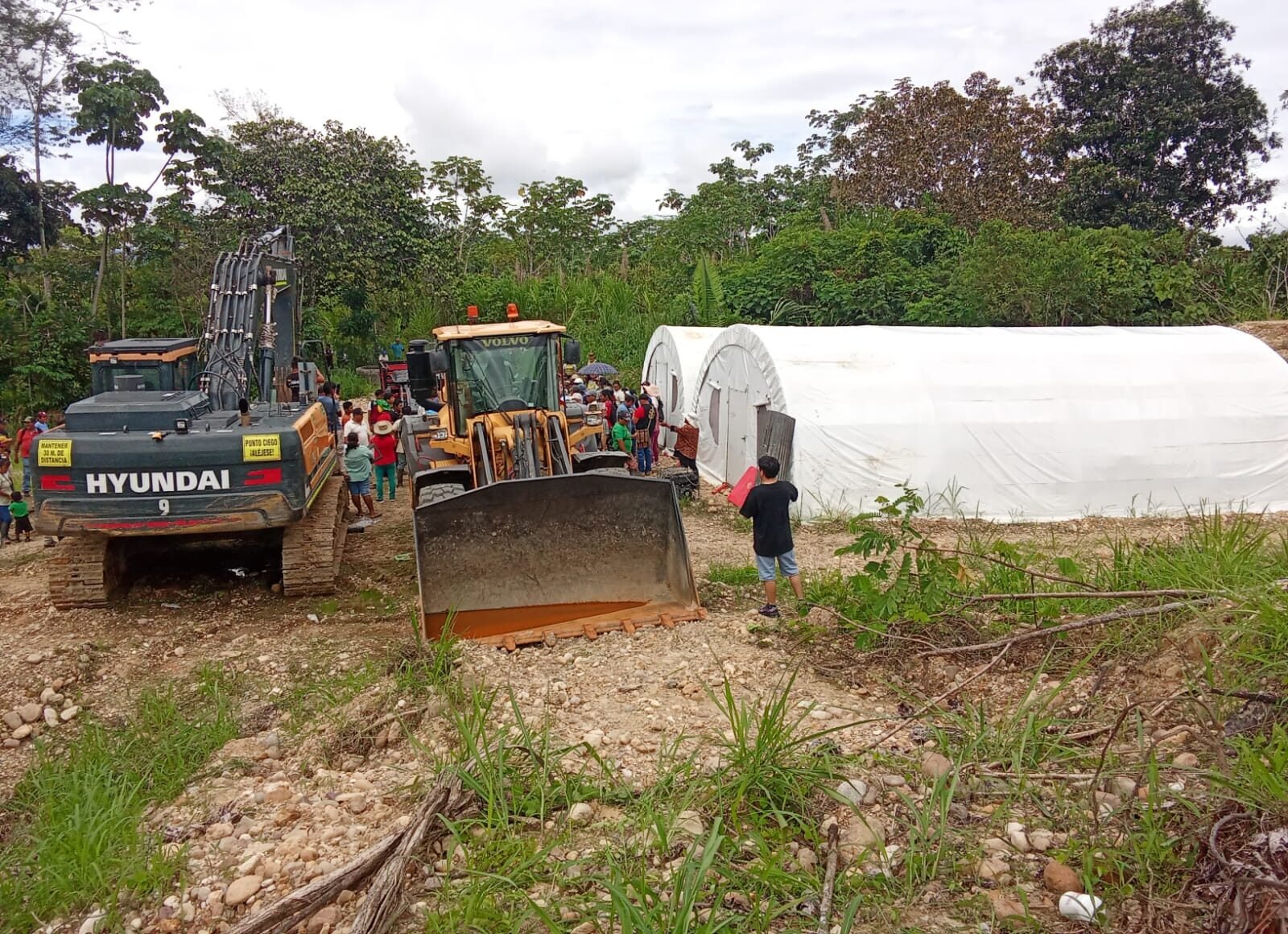 Pobladores de cuatro distritos expulsan a minera Huallaga por depredar bosques y agua 