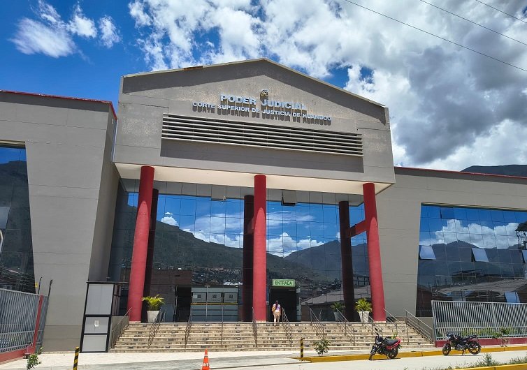 Juez dicta comparecencia con restricciones a alumno de Escuela Policial