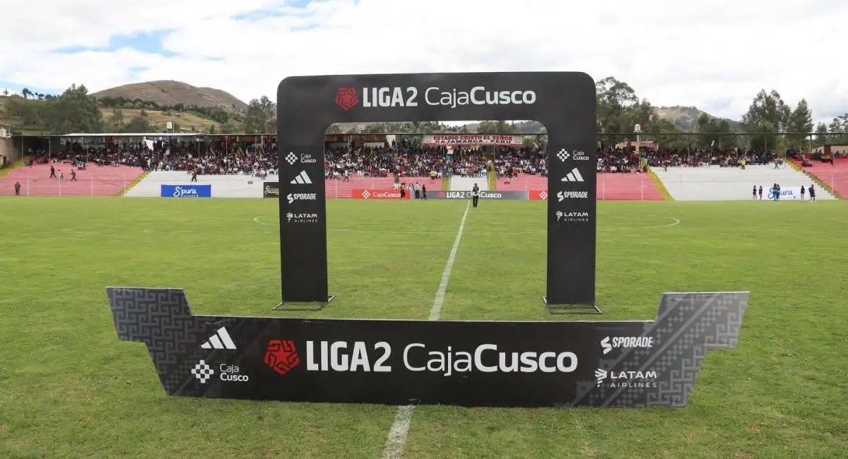 La Liga 2 2026 arrancaría el 13 de maro y sería con solo 17 equipos