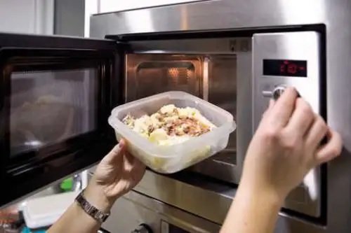 Estos 5 prácticas cotidianas en la cocina debes evitar para no aumentan el riesgo de cáncer