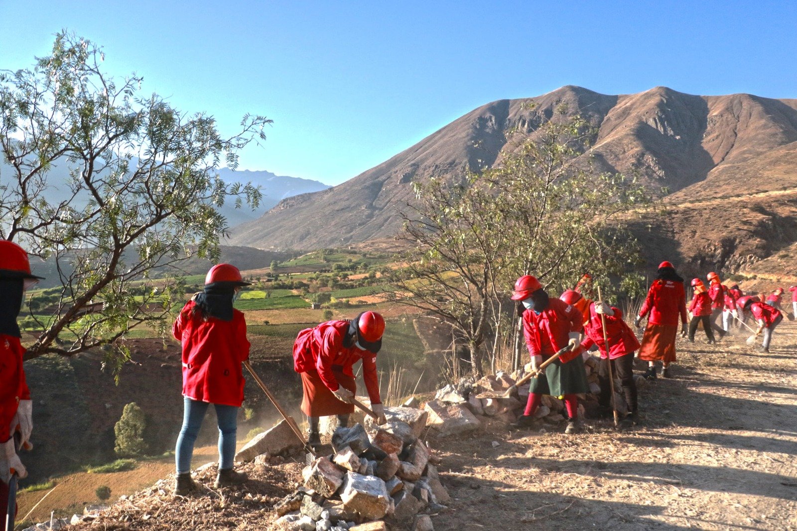 Municipalidad de Huánuco y Llamkasun darán empleo temporal en mejora de trocha carrozable