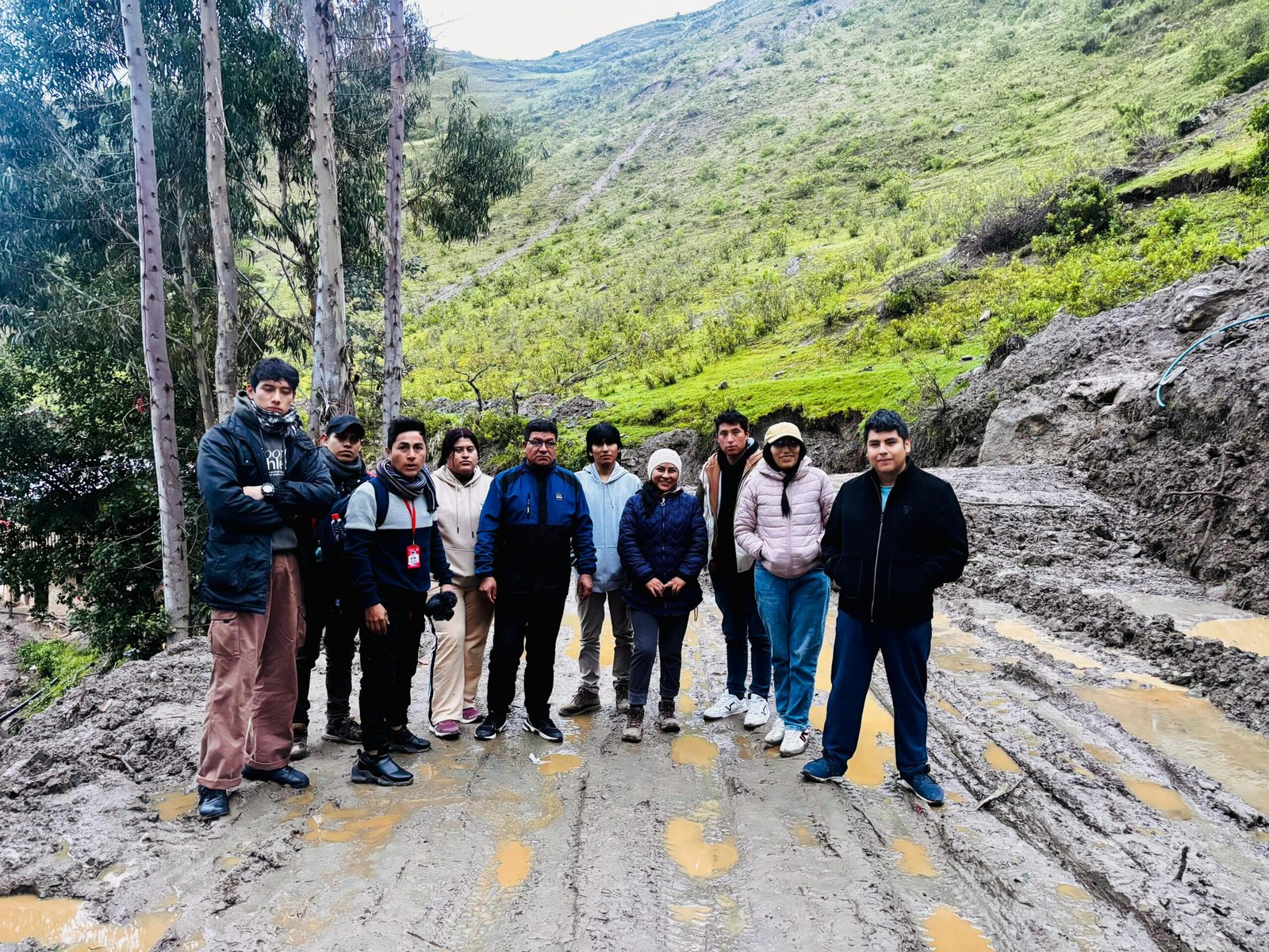 Fiscalizadores electorales varados en Canchabamba denuncian falta de apoyo