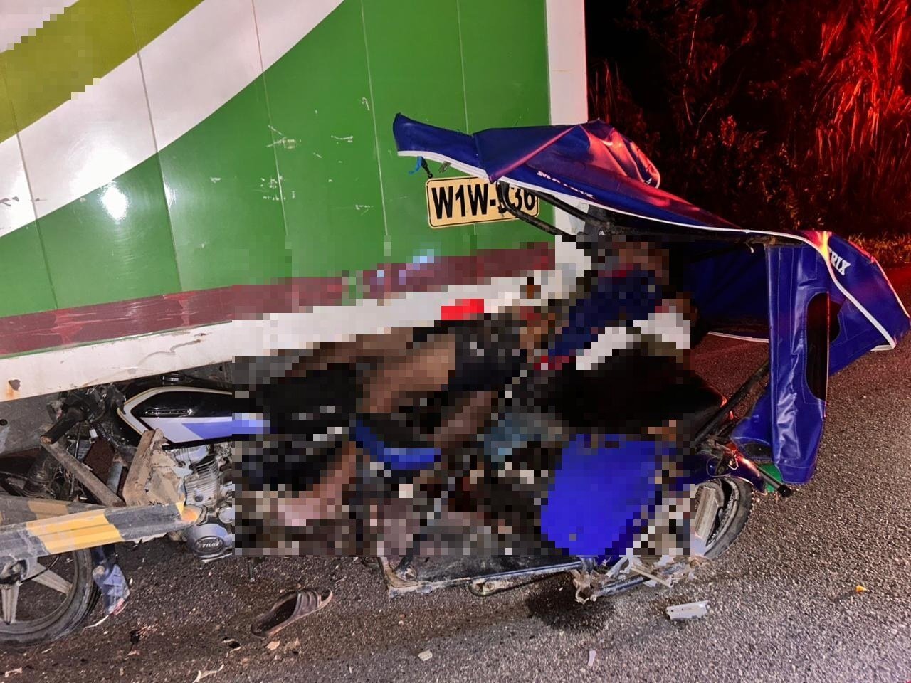 Choque dejó tres muertos y un herido en la carretera Fernando Belaunde Terry 