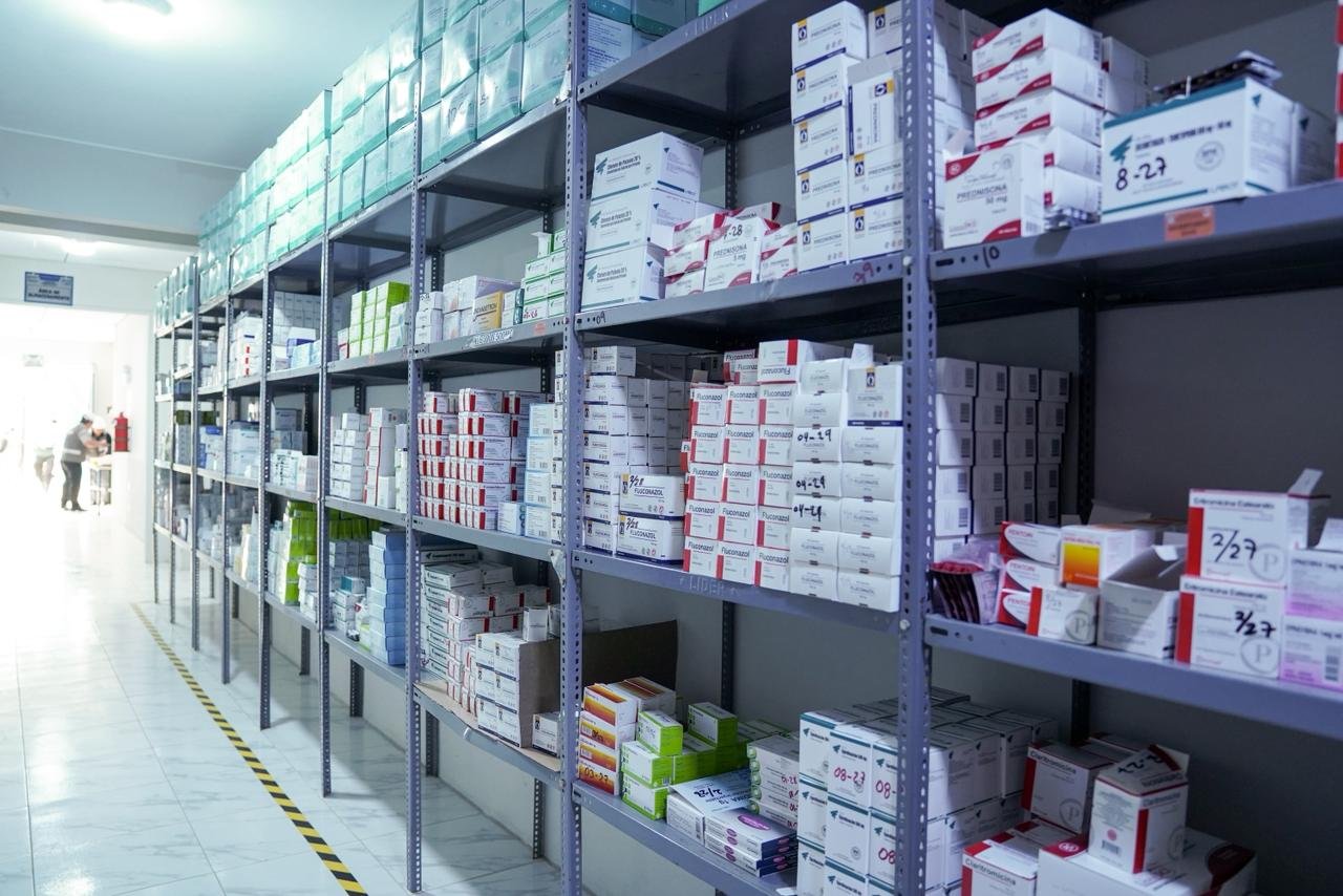 Inauguran almacén especializado de medicamentos en Llata