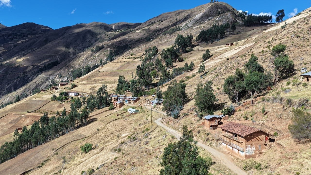 150 viviendas están en riesgo por amenaza de deslizamiento en el poblado de Pauca en Huacaybamba